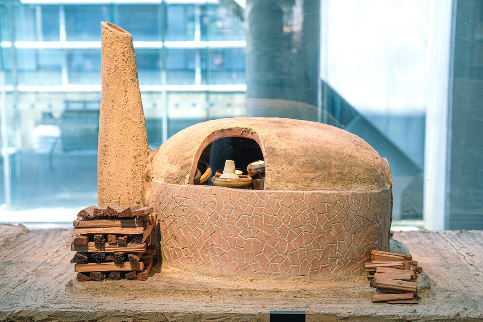 陶瓷《窯燒技法》燃料×燒成時間×溫度之變！解開陶瓷器色彩的變化謎團