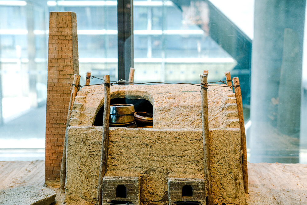 陶瓷《窯燒技法》燃料×燒成時間×溫度之變！解開陶瓷器色彩的變化謎團