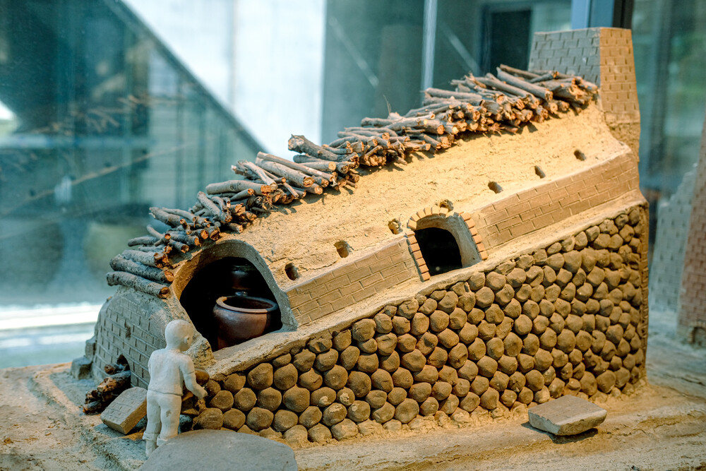 陶瓷《窯燒技法》燃料×燒成時間×溫度之變！解開陶瓷器色彩的變化謎團