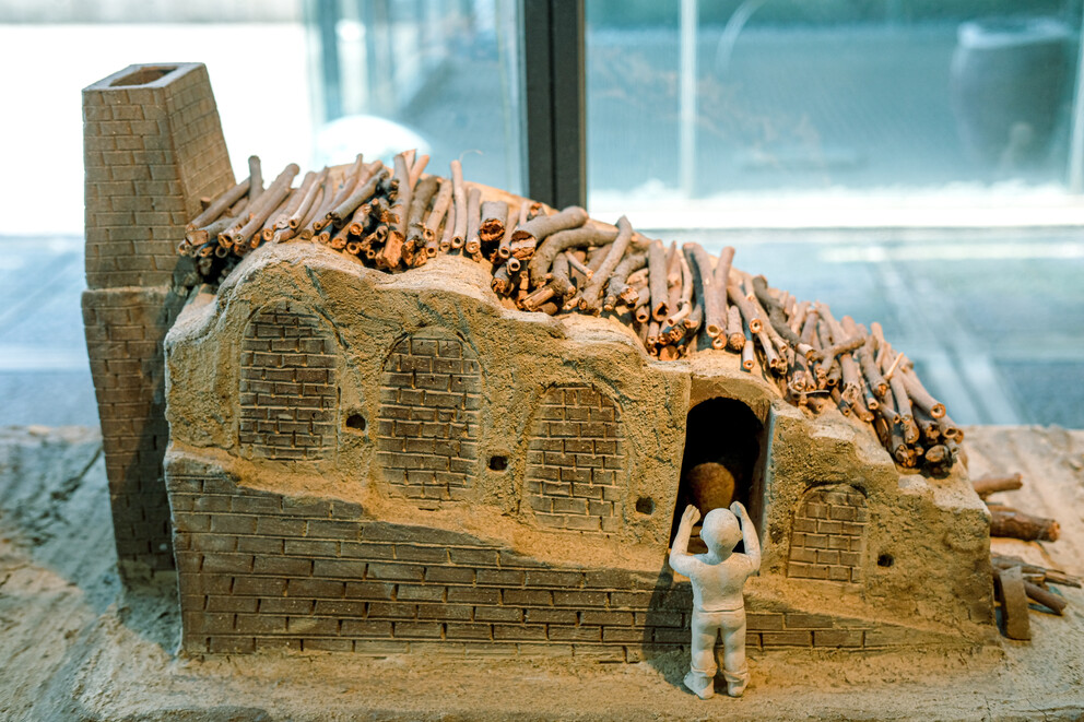 陶瓷《窯燒技法》燃料×燒成時間×溫度之變！解開陶瓷器色彩的變化謎團