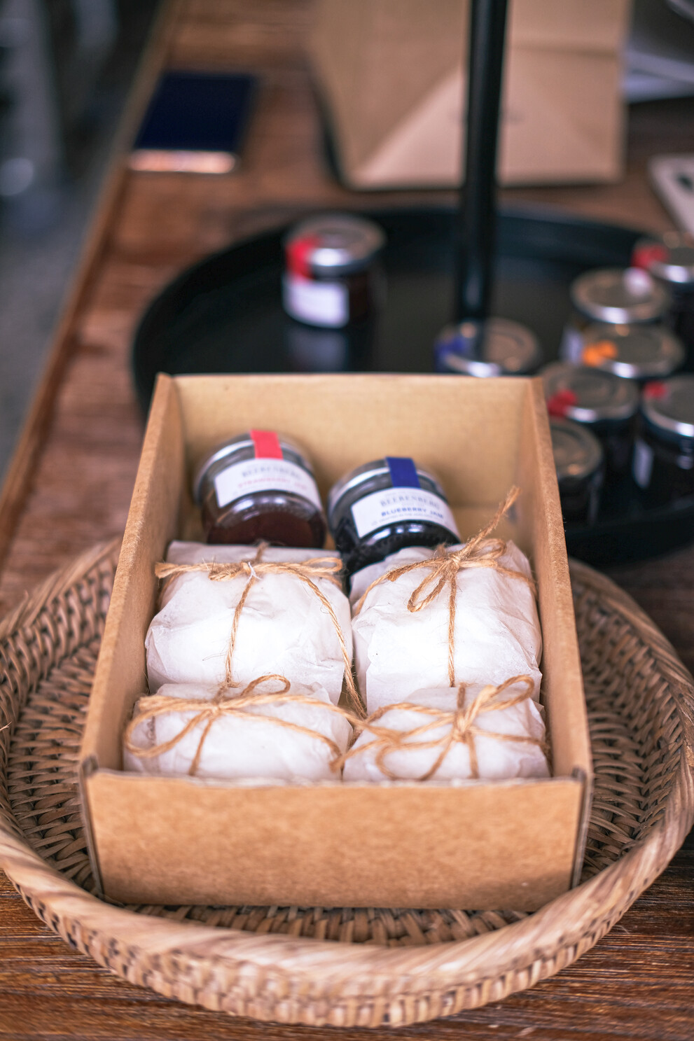 一家讓你愛上司康、古物與美好生活畫面的〈木溪MERCIKTN〉。 [選品店]