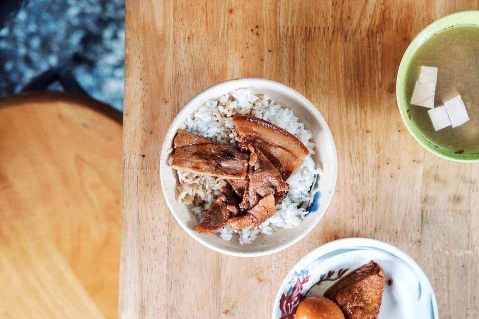 高雄燒肉飯:有炭火香的肉飯,其實是高雄限定口味!【小吃原產地。vol.5】 - 第2張圖