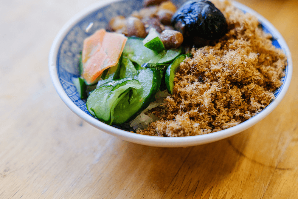 台南米糕:每樣食材獨立製作,食用前再裝成小碗【小吃原產地。vol.6】 - 第5張圖